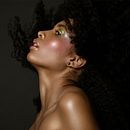 eSkin Tone. Un proyecto de Dirección de arte, Diseño de moda, Fotografía y Retoque fotográfico de Josue Luna - 06.08.2019