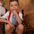 Tu dices sonríe yo digo piensa que yo soy mas que una cara sonriente puedo ser interesante..... Un proyecto de Fotografía de estudio de Tomas Pachner - 02.10.2019