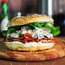 Bagel de Jamón Crudo Ein Projekt aus dem Bereich Produktfotografie und Gastronomiefotografie von Mariela Espínola - 13.11.2019