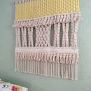 Mi Proyecto del curso: Introducción al macramé: creación de un tapiz decorativo . % Javiera Oliva tarafından hazırlanan Makrome projesi - 02.10.2020