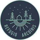 Cabañas "Refugio Arcoíris" Pichilemu, Chile. Un proyecto de Diseño de logotipos de Belen Salazar - 22.07.2020