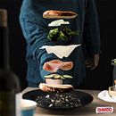 BIMBO: El sándwich volador . Arts, Crafts, Creativit, Photograph, Studio Photograph, and Photo Retouching project by The Monkey Hub - 11.04.2019