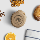 Branding - Pasaporte Catering. Un proyecto de Br, ing e Identidad, Dirección de arte y Diseño de logotipos de Hermes Sing Germán - 05.04.2020
