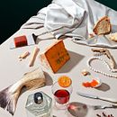 Harpers Bazaar Christmas. Fine Arts, Creativit, Art Direction, Photograph, Fine-Art Photograph, Studio Photograph, Product Photograph, Digital Photograph, and Food Photograph project by Tessa Doniga Johnson - 12.15.2019