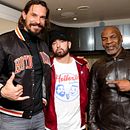 Thmile - varias entradas para concurso hotboxin´ podcast . Desain Grafis, Pencitraan Merek, Identitas, Kolase, Dan Desain Busana proyek oleh Gerardo MartinezGallardo - 03.20.2020