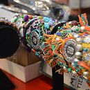 Gorras bordadas con técnicas aprendidas.. Un proyecto de Diseño de complementos, Diseño de interiores y Diseño de moda de info_786813 - 06.04.2020