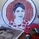 Retrato da minha filha na quarentena Ein Projekt aus dem Bereich Stickerei von Marilucia Guilen - 29.05.2020