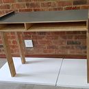 Creation of Wooden Desk & Bookcase. Un proyecto de Carpintería, Artesanía, Diseño, creación de muebles					, Diseño de interiores y DIY de Leandi Kruger - 04.06.2020
