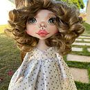 Bonecas de pano personalizadas . Un proyecto de Bordado y Dibujo de Retrato de Dolls by Caroline - 08.06.2020