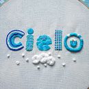 Mi Proyecto del curso: Letras bordadas. Cielo + Hola. Projekt z dziedziny Craft,  Haft, T i pografia użytkownika Yiss MarLom - 17.06.2020