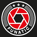 SONY ESPAÑA "FUNATICS". Un proyecto de Diseño de logotipos y Diseño de moda de Guillermo Molina Fernández - 03.03.2018