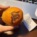 Una pequeña culebrilla. Een project van  Tatoeageontwerp van Cristina Alonso - 26.07.2020