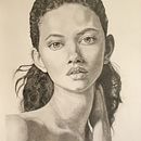 Mi Proyecto del curso: Retrato realista con lápiz de grafito. Un proyecto de Dibujo a lápiz, Dibujo de Retrato e Ilustración tradicional de Sandra Ligabue - 31.07.2020