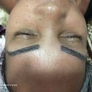Fiz micropigmentação na sobrancelha. Un proyecto de Caligrafía, Creatividad, Dibujo artístico, Diseño de tatuajes y Diseño de Leila Muzzy - 16.08.2020
