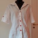 Confección de camisa y bordado. Un projet de Esquisse  , et Couture de Isabel Santelices - 03.08.2020