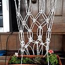 Mi Proyecto del curso: Macramé: nudos básicos y complejos . Un proyecto de Macramé de María José Imaz - 11.09.2020