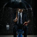 Surreal Toilet, photo series (2020). Un proyecto de Bellas Artes, Composición fotográfica, Concept Art, Dirección de arte, Diseño digital, Fotografía artística, Fotografía de estudio, Fotografía de retrato, Fotografía digital y Fotomontaje de Adrian Markis - 11.09.2020