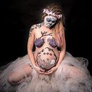 Body Paint personalizado. Un progetto di Belle arti, Fotografia artistica, Fotografia in studio, Fotografia di ritratto e Pittura di Judith Fernandez Moncayo - 12.02.2019