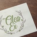 Aceite Olea Ex Ein Projekt aus dem Bereich Design, Traditionelle Illustration und Lettering von Raquel Hernández Sánchez - 14.10.2020