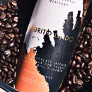 Negrito Lindo.. Un proyecto de Br, ing e Identidad, Diseño gráfico y Packaging de R . - 31.10.2020