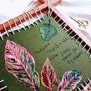 Meu projeto do curso: Composição floral com acrílico e bordado . % Vanessa S. Ximenes tarafından hazırlanan Güzel sanatlar, Sanat ve El Sanatları, Nakış, Akrilik Bo, Ve ama projesi - 11.17.2020