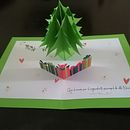 Tarjeta Navidad. 3D, Criatividade, Design de cartaz, DIY, e Papercraft projeto de Silvia Brizuela Agüero - 11.12.2020