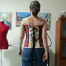 CONFECCIÓN DE CORSET. Un proyecto de Costura, Diseño de complementos, Diseño de moda, Diseño de vestuario, Estampación y Pattern Design de Mercedes - 31.12.2020