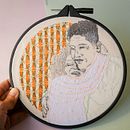 Retrato bordado, el abrazo de mamá. Un proyecto de Bordado y Fotografía de retrato de Sol Artaza - 02.01.2021