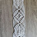 My project in Macramé Jewelry course: bracelet and lamp shade  Ein Projekt aus dem Bereich Makramee von Ruxandra Grosu - 06.01.2021
