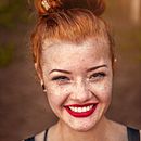 beauty is found in imperfections. Un progetto di Design editoriale di Areeba Ali - 22.02.2021