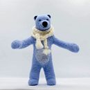 My project in Needle Felting: Creation of Characters with Needle and Thread course. Un progetto di Art to di Georgiana Chitac - 10.03.2021
