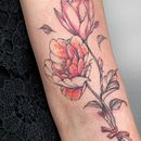Bouquet de lotus y peonia. Tattoo Design, Traditional illustration, and Botanical Illustration project by Icarus - 03.08.2021