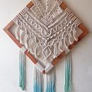 Introducción al tapiz de macramé. Un progetto di Artigianato, Design e Fiber Art di Laura Galarza - 14.03.2021