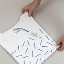 Camisetas Depeapa. Fashion Design, Product Photograph, Traditional illustration, and Screen Printing project by Depeapa - 03.16.2021