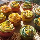 Wedding Cakes, cookies and desserts are my main projects at the moment. . This is one area I would like to perfect in.   I have a couple of inspirations in mind. . Un projet de  de glamcakesbynegara - 17.03.2021