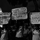 Manifestações brasileiras por direitos à educação, a vida da população negra e mulheres.. Documentar, and Photograph project by Mariana Maiara - 03.20.2021