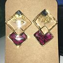 My project in Resin Jewelry Design course. Un projet de Création d'accessoires, Artisanat, Design de bijoux , et DIY de Jakaranda - 17.05.2021