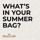 Visual de campaña 'What's in your summer bag?'. Un projet de Conception d'affiches, Conception éditoriale, Design graphique et Illustration traditionnelle de Marina Carpio - 24.03.2020