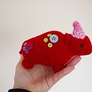 My project in Amigurumi Design and Creation course. Un proyecto de Crochet de carirombeta - 07.04.2021