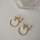 Beaded Hoop Earring. Jewelr, and Design project by Babyna Yanglem - 04.08.2021