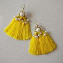 Sunshine Tassel Earring. Jewelr, and Design project by Babyna Yanglem - 04.08.2021