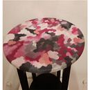 Pequeña mesita. Un progetto di Interior Design, Design e creazione di mobili e Pittura acrilica di Ruth Tobalina Alfonso - 09.02.2017