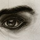 My project in Artistic Charcoal Portraiture: Creating Atmosphere course. Een project van  Tekening y  Portrettekening van Adrienne Dy - 15.04.2021