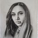 Girl in shawl . Menggambar Artistik, Menggambar, Gambar Pensil, Menggambar Potret, Gambar Realistis, Dan Membuat sketsa proyek oleh Dulce Vanasse - 04.17.2021