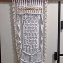 Mi Proyecto del curso: Introducción al macramé: creación de un tapiz decorativo. Un progetto di Artigianato di Elda Iglesias Valenzuela - 23.04.2021