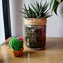 Pequeño  llaverito Amigurumi. Un progetto di Art to, Artigianato, Uncinetto e DIY di Carolina Correa - 24.04.2021