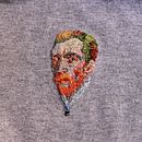Embroidered t-shirts  - Vincent and bee. Projekt z dziedziny  Haft użytkownika Biviana Rojas - 25.04.2021