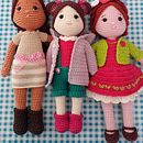 Mi Proyecto del curso: Amigurumi: diseño de ropa, pelo y complementos. Un proyecto de Artesanía, Tejido, Crochet y Diseño de juguetes de Teresa Escudero - 22.05.2021