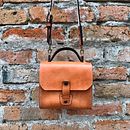 Mi Proyecto del curso: Creación de bolsos de cuero artesanales para principiantes . % hazaelvaldes tarafından hazırlanan Tasarım, Aksesuar Tasarımı, Sanat ve El Sanatları, Ve Dikiş projesi - 06.30.2021