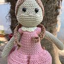 Mi muñeca Leonor. Projekt z dziedziny Craft, Projektowanie zabawek,  Tkactwo, Sz, dełkowanie, Amigurumi, Wzornictwo tekst i liów użytkownika Clau Illesca - 21.12.2022